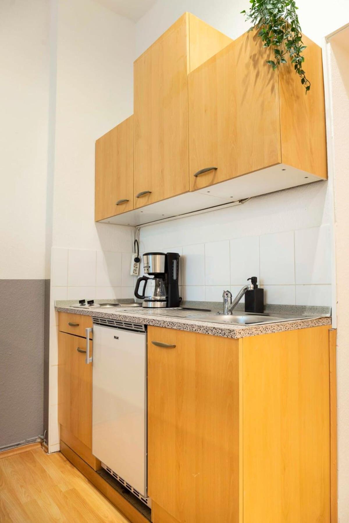 Cozy 2 Room Apartment Next To Hermannstrasse Berlin Dış mekan fotoğraf